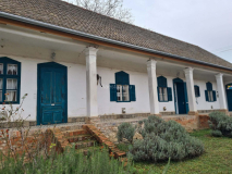 ebda5f98-8c04-4cec-ab49-13cebc0c6074